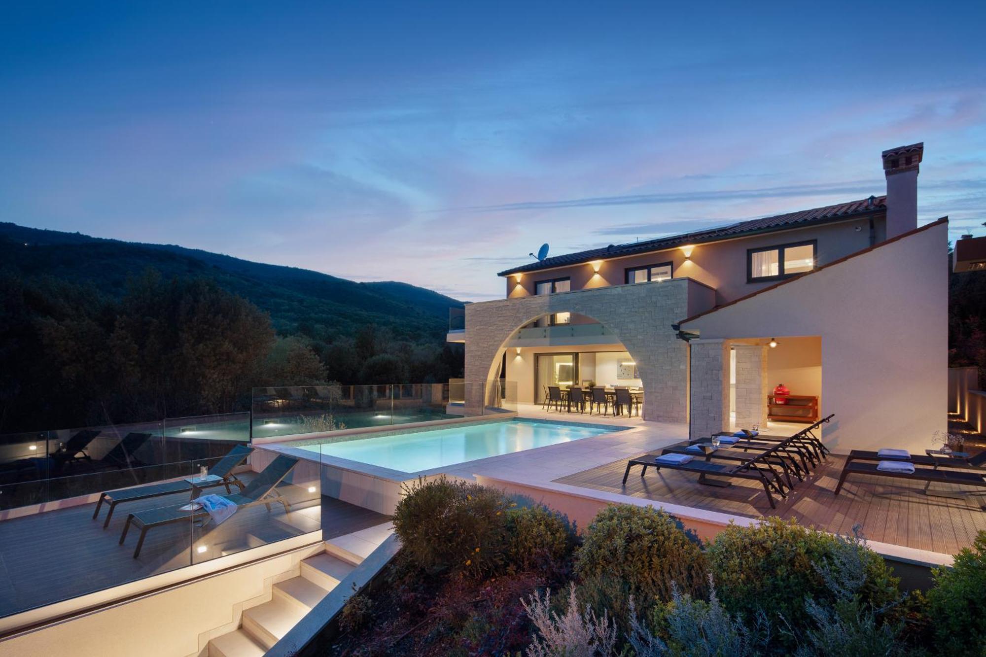 Valmata Adriatic Pearl Villa *